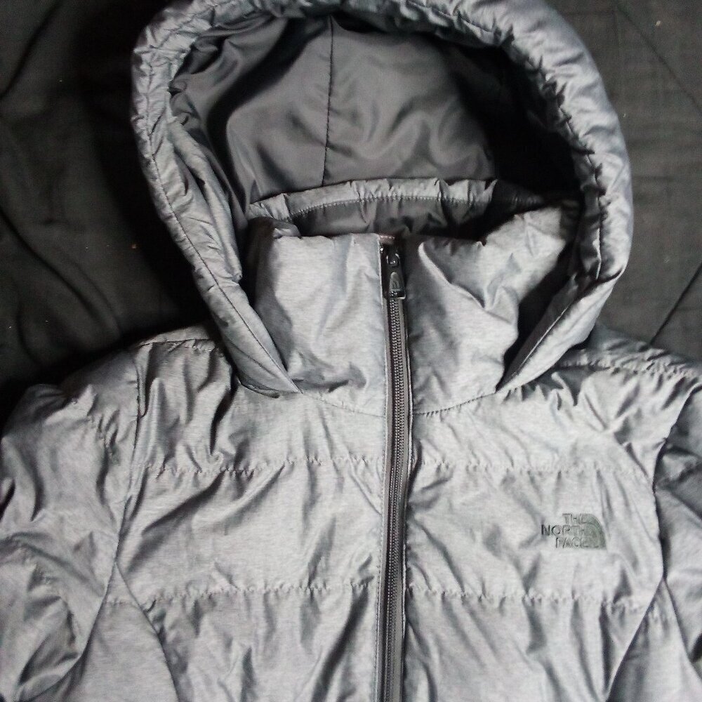 North Face 550 Down Fill Puffer Jacket Hooded Coat